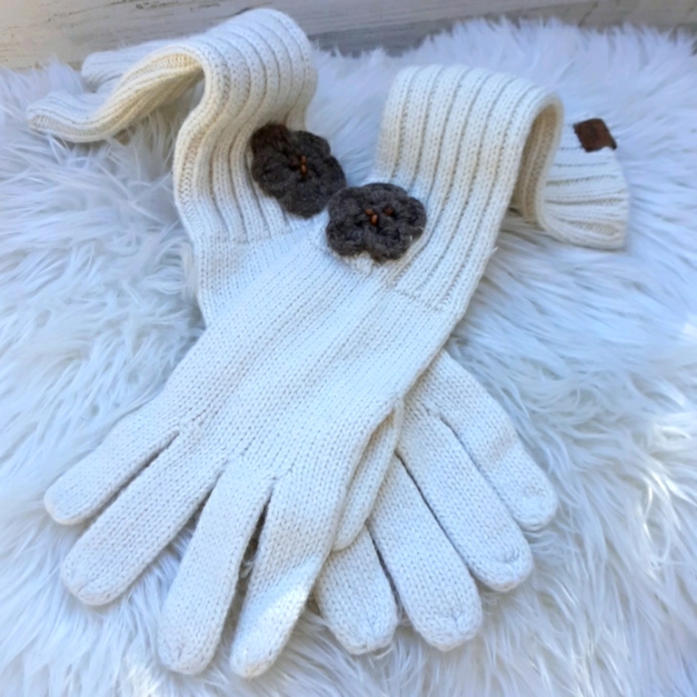 NWOT FOSSIL KNIT GLOVES - Picture 1 of 6